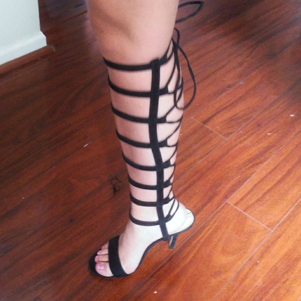 Black Aldo Knee High Heels - Picture 4 of 8